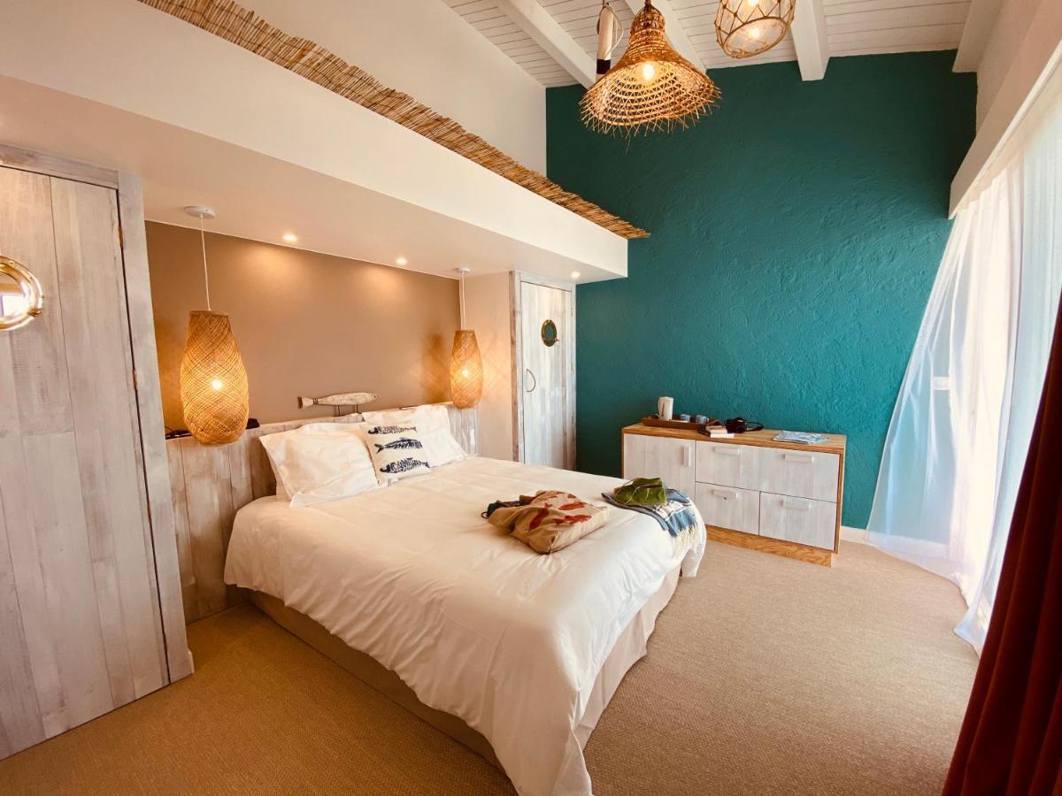 Hotel Ile De Lumiere ลาโกตินิแยร์ ภายนอก รูปภาพ