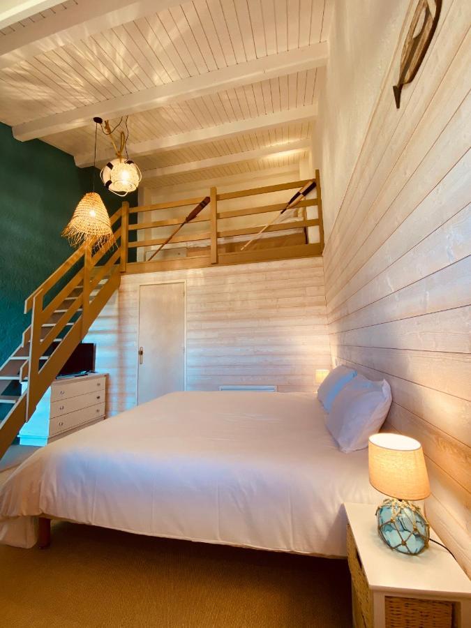 Hotel Ile De Lumiere ลาโกตินิแยร์ ภายนอก รูปภาพ