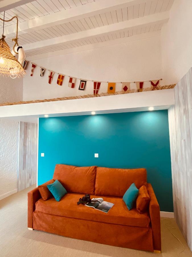 Hotel Ile De Lumiere ลาโกตินิแยร์ ภายนอก รูปภาพ