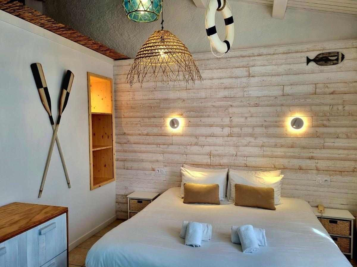 Hotel Ile De Lumiere ลาโกตินิแยร์ ภายนอก รูปภาพ